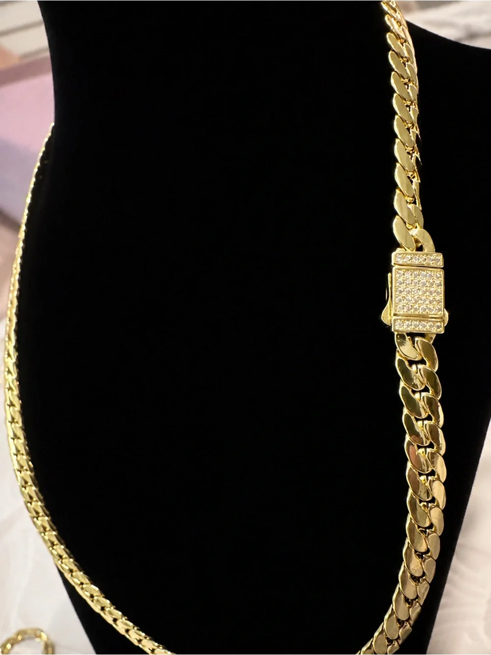 10mm 22” 14k Gold-Filled Cuban Link Chain Necklace - Unisex Jewelry